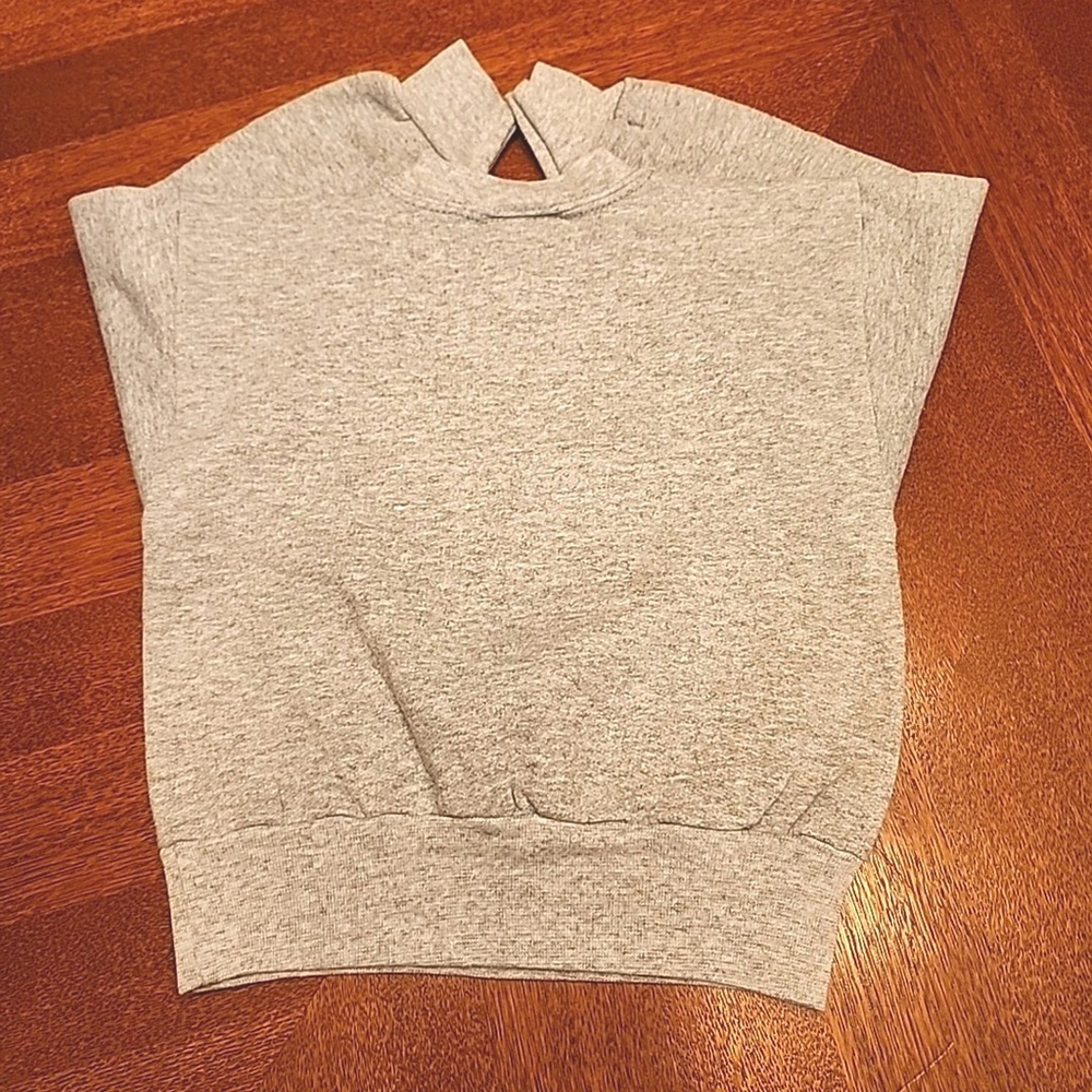 Walt Disney World STITCH Sweatshirt Size XS Grey Crew Neck A1 - Picture 4 of 5